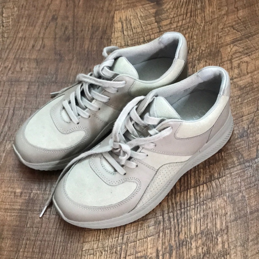 Everlane Sneakers